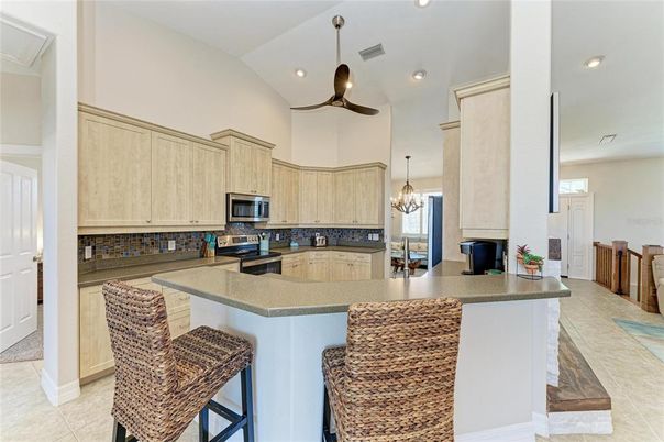 Chandelier, Dining room, Interior, Kitchen, Pendant Lights, Recessed Lighting