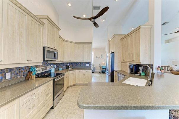 Interior, Kitchen, Recessed Lighting