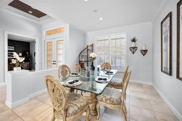 Dining room, Interior, Recessed Lighting