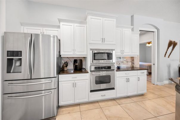Interior, Kitchen, Stainless Steel Appliances