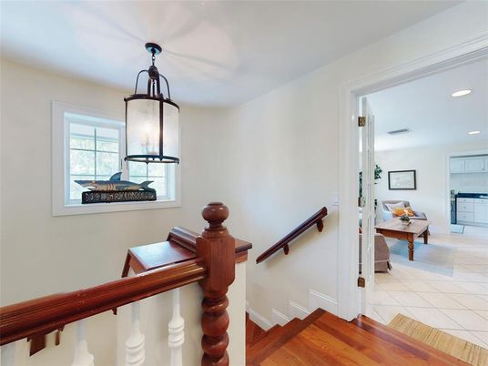 Interior, Pendant Lights, Recessed Lighting, Wood Texture Flooring