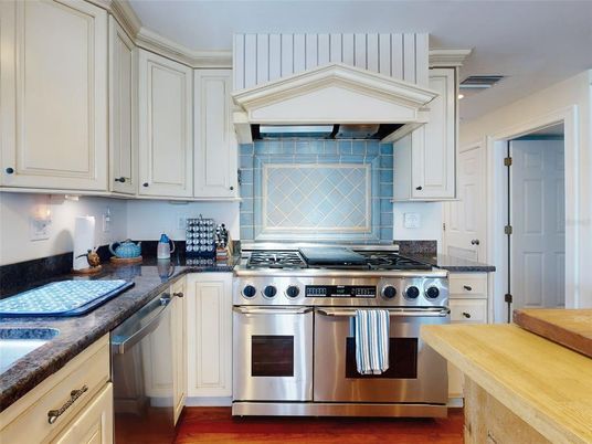 Interior, Kitchen, Stainless Steel Appliances, Wood Texture Flooring