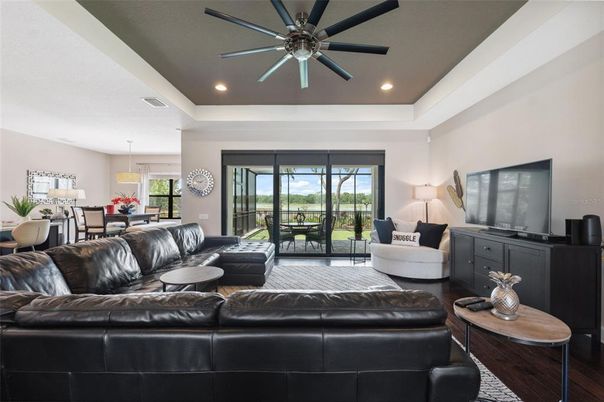 Dining room, Interior, Living room, Pendant Lights, Recessed Lighting