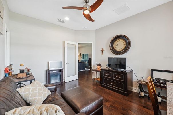 Home Office, Interior, Recessed Lighting, Wood Texture Flooring