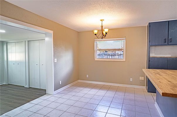 Chandelier, Empty room, Interior