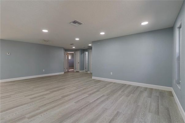 Empty room, Interior, Recessed Lighting, Wood Texture Flooring