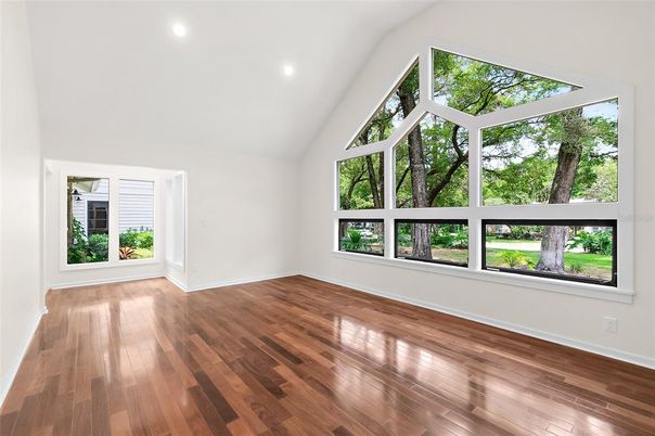 Empty room, Interior, Recessed Lighting, Wood Texture Flooring