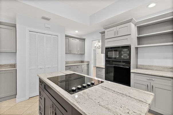 Interior, Kitchen, Recessed Lighting