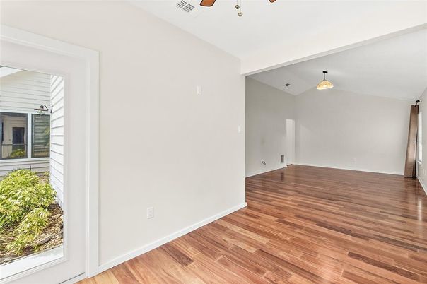 Empty room, Interior, Pendant Lights, Wood Texture Flooring