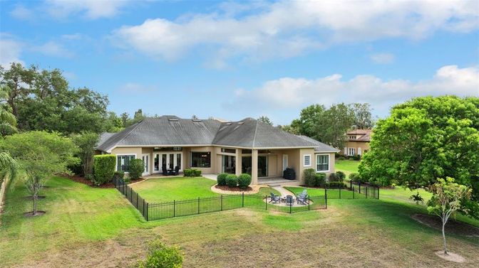 Backyard, Exterior, Facade, Cape Cod