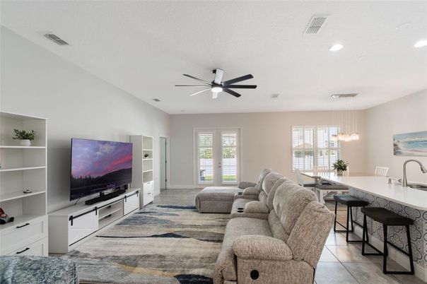 Interior, Kitchen, Living room, Pendant Lights, Recessed Lighting
