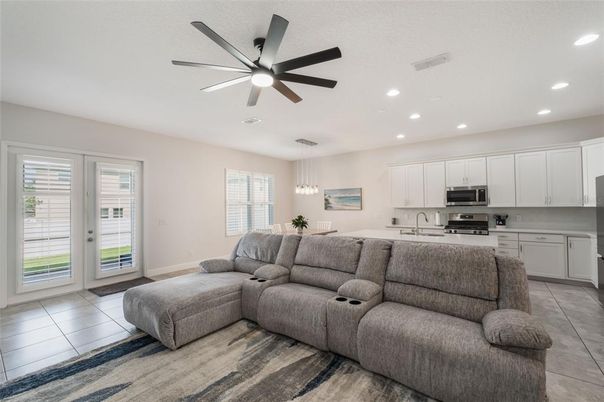 Dining room, Interior, Kitchen, Living room, Pendant Lights, Recessed Lighting, Stainless Steel Appliances