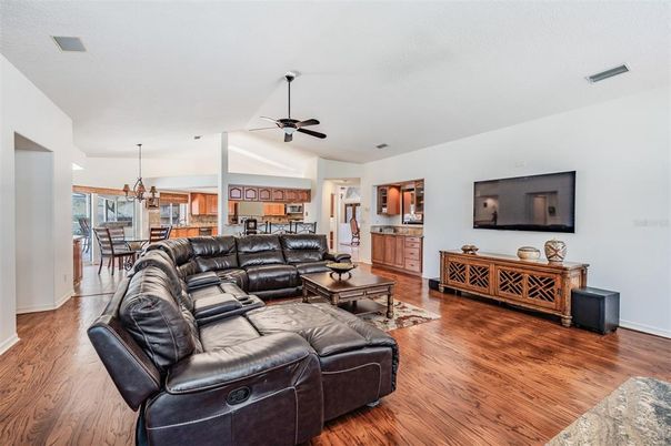 Chandelier, Dining room, Interior, Living room, Wood Texture Flooring