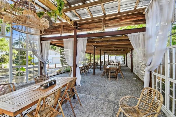 Dining room, Interior, Wooden Beams