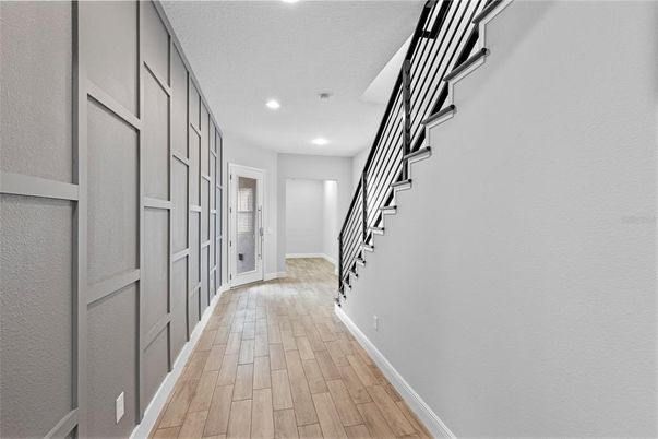 Interior, Recessed Lighting, Wood Texture Flooring