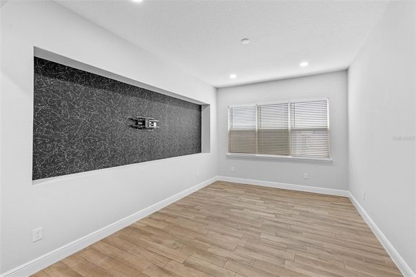 Empty room, Interior, Recessed Lighting, Wood Texture Flooring