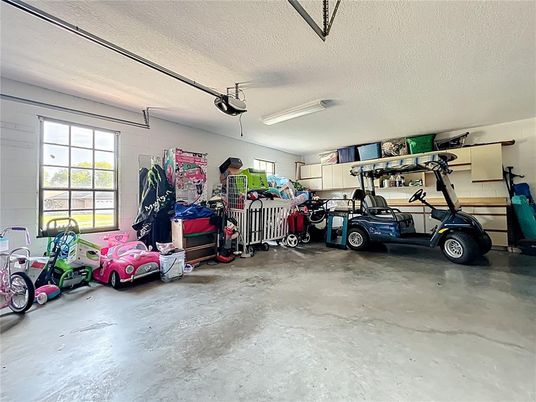 Garage, Interior