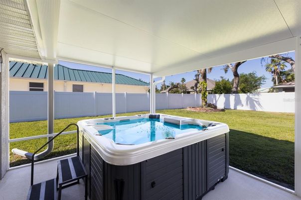 Backyard, Exterior, Hot Tub
