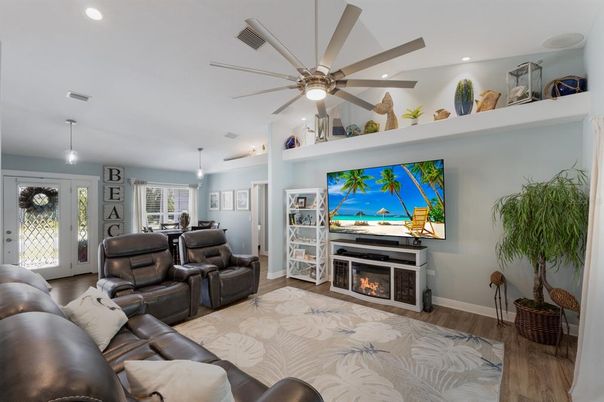 Fireplace, Interior, Living room, Pendant Lights, Recessed Lighting, Wood Texture Flooring