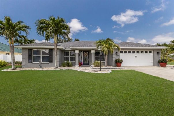 Attached, Backyard, Exterior, Facade, Ranch