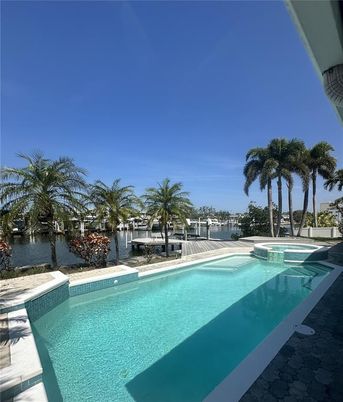 Exterior, Pool, Water