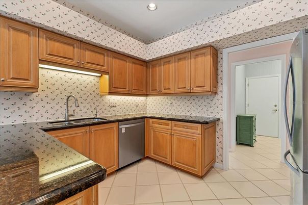 Interior, Kitchen, Recessed Lighting