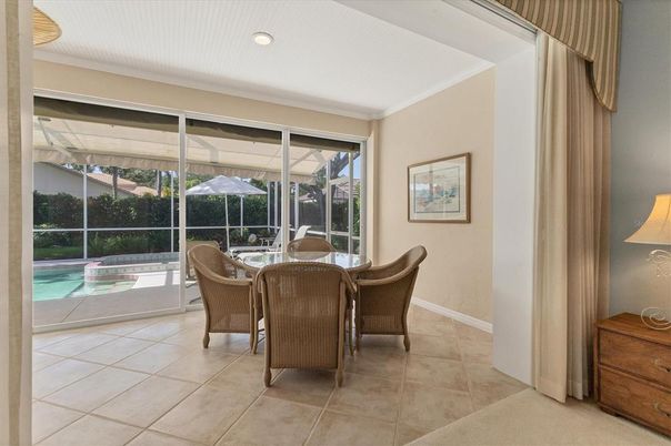 Dining room, Interior, Recessed Lighting, Sun Room