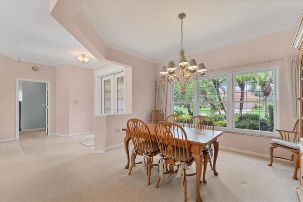 Chandelier, Dining room, Interior