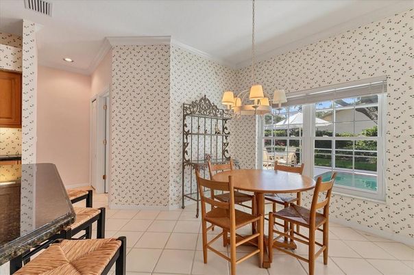 Chandelier, Dining room, Interior, Recessed Lighting