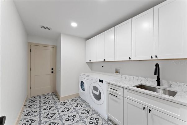 Interior, Recessed Lighting, Washer