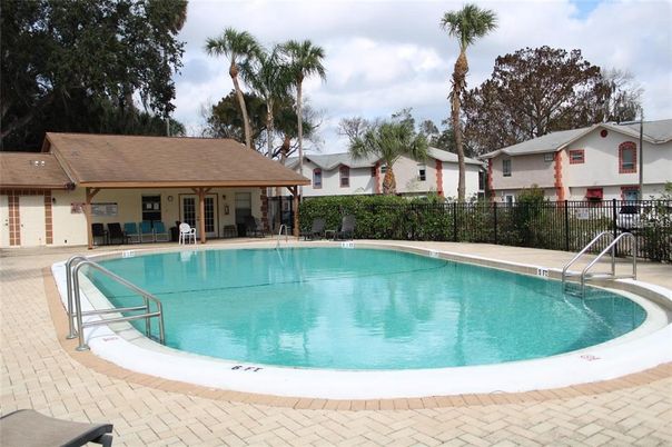 Exterior, Pool
