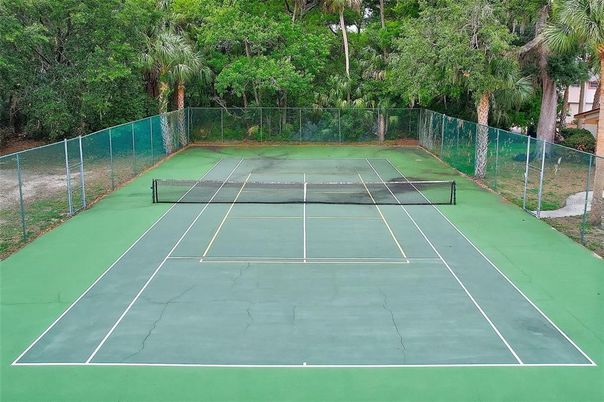 Exterior, Tennis Courts