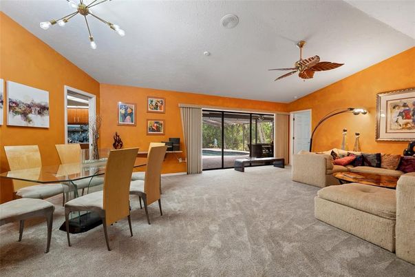 Dining room, Interior, Living room, Pendant Lights