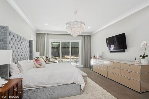 Bedroom, Chandelier, Interior, Recessed Lighting, Wood Texture Flooring