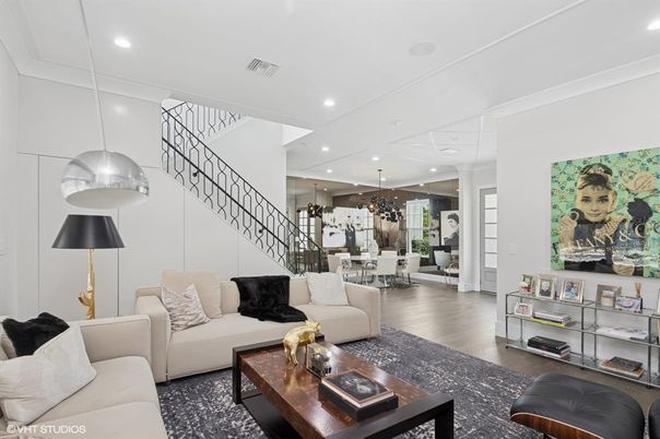Dining room, Interior, Living room, Pendant Lights, Recessed Lighting, Wood Texture Flooring