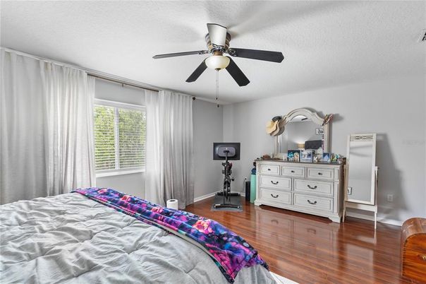 Bedroom, Fitness Equipment, Interior, Wood Texture Flooring