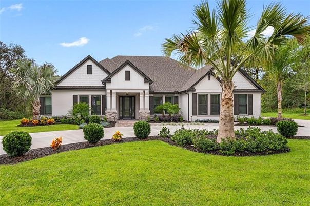 Backyard, Exterior, Facade, Farmhouse
