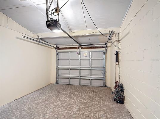 Garage, Interior