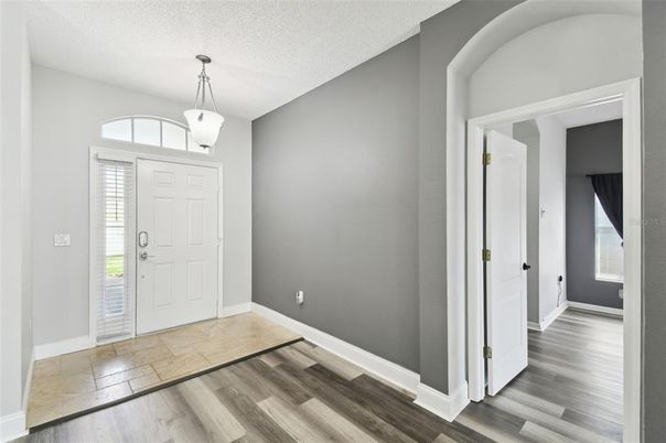 Interior, Pendant Lights, Wood Texture Flooring