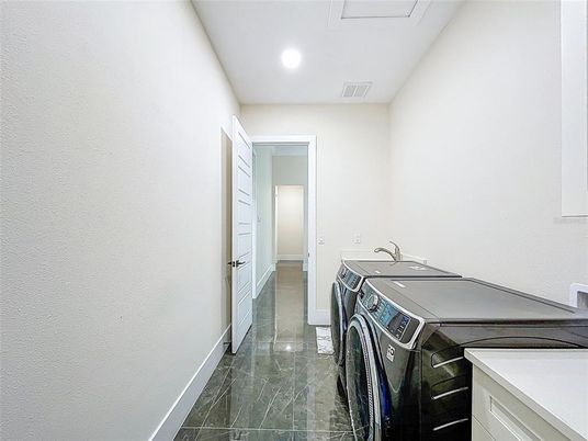 Interior, Recessed Lighting, Washer