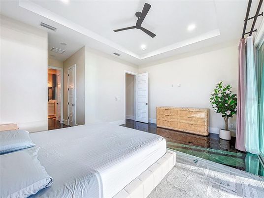 Bedroom, Interior, Recessed Lighting