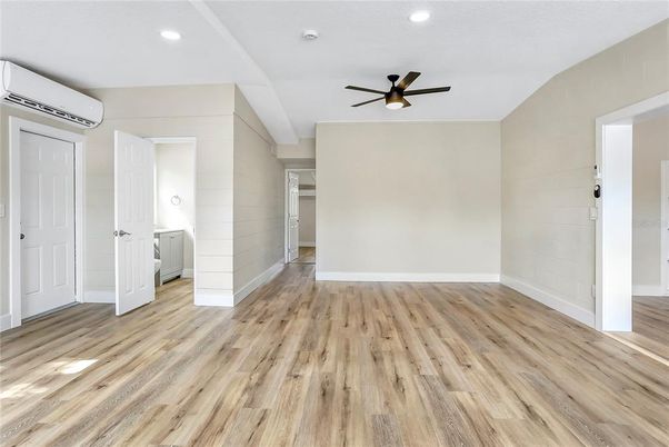 Empty room, Interior, Recessed Lighting, Wood Texture Flooring