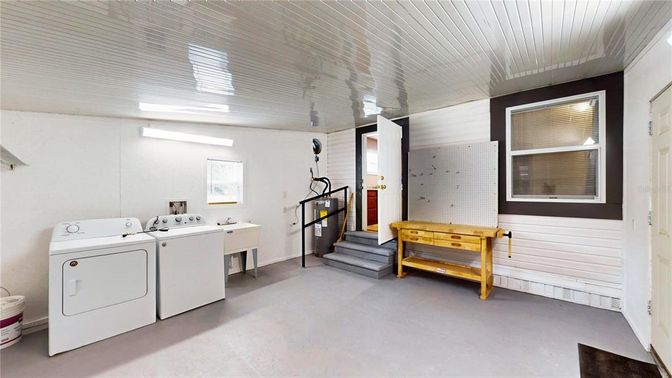 Interior, Washer