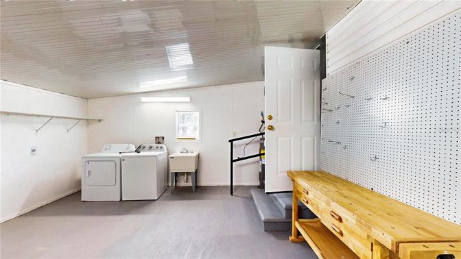 Interior, Washer