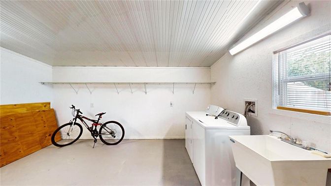 Interior, Washer