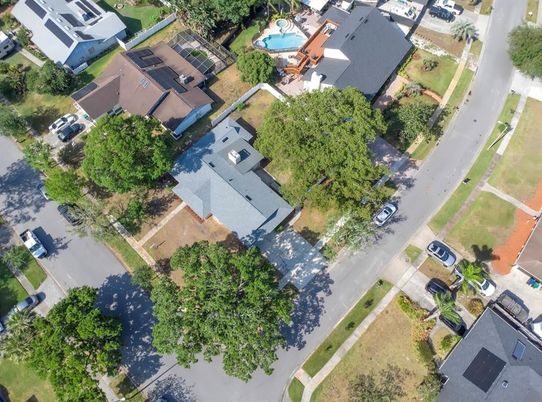 Exterior, Drone