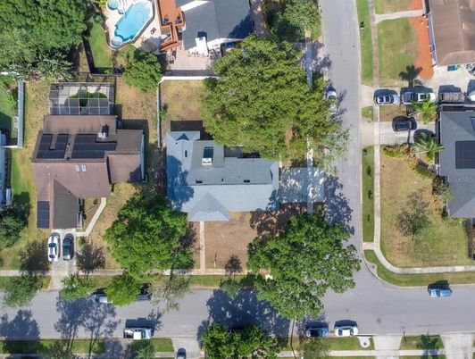 Exterior, Drone