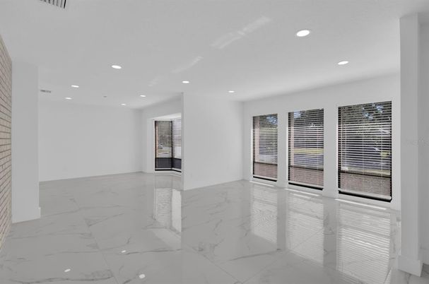 Empty room, Interior, Marble, Recessed Lighting