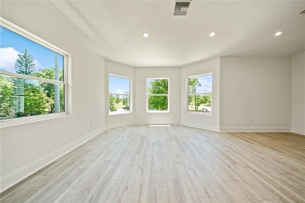 Empty room, Interior, Recessed Lighting, Wood Texture Flooring
