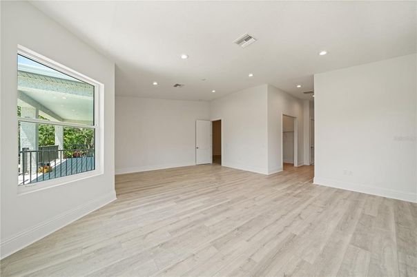 Empty room, Interior, Recessed Lighting, Wood Texture Flooring